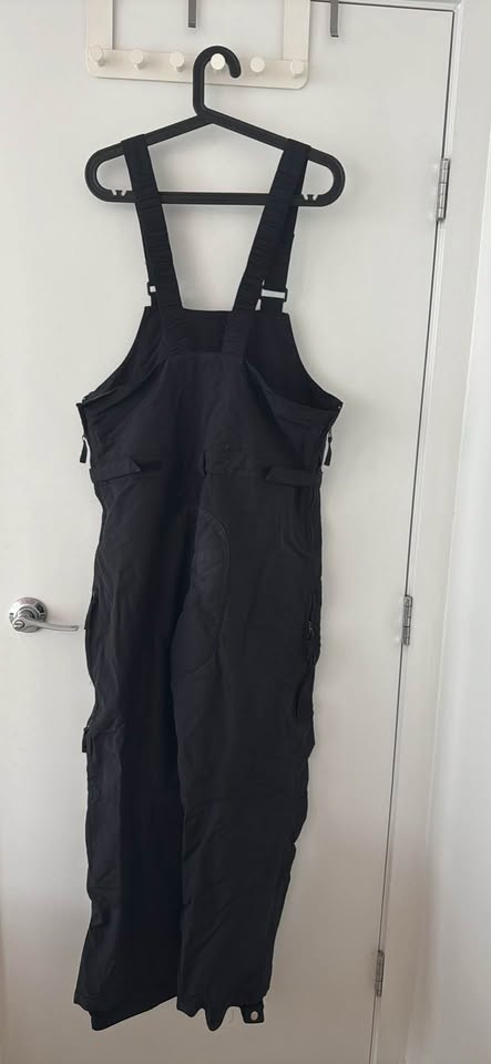 Black Ski/Snowboarding Bib Pants - Excellent Condition - photo 3
