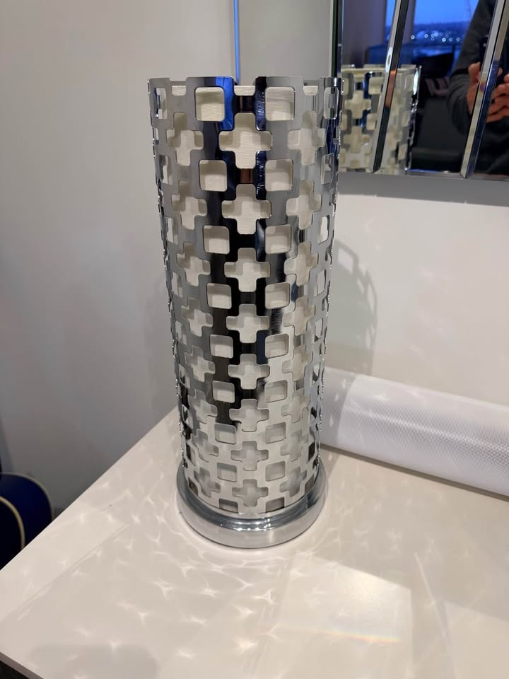 Chrome Table Lamp – Modern Geometric Design – 16” Tall - photo 3