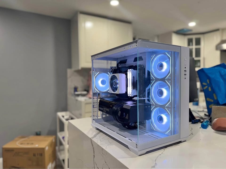RTX 3080 gaming PC | Ryzen 9 3900x | 32gb ram | 1TB gen 4 NVME|