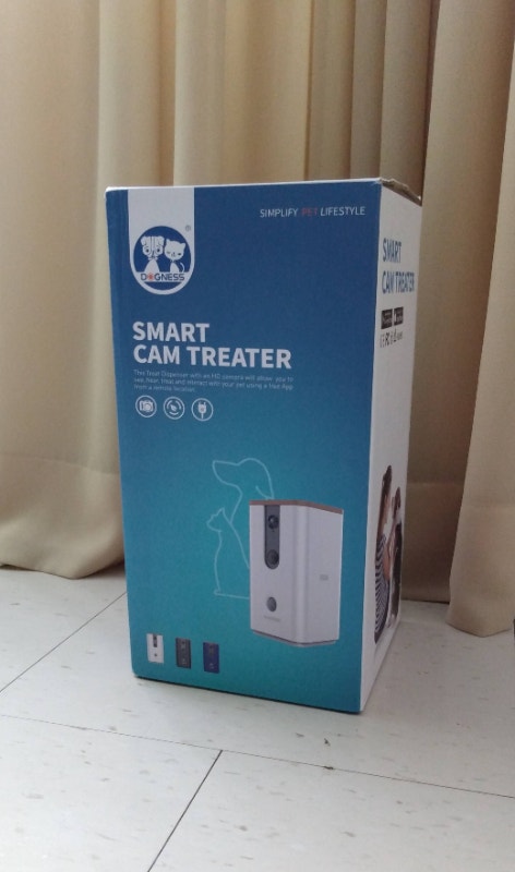 Pet Camera with Treat Dispenser for Dogs and Cats Monitor Gift - photo 2