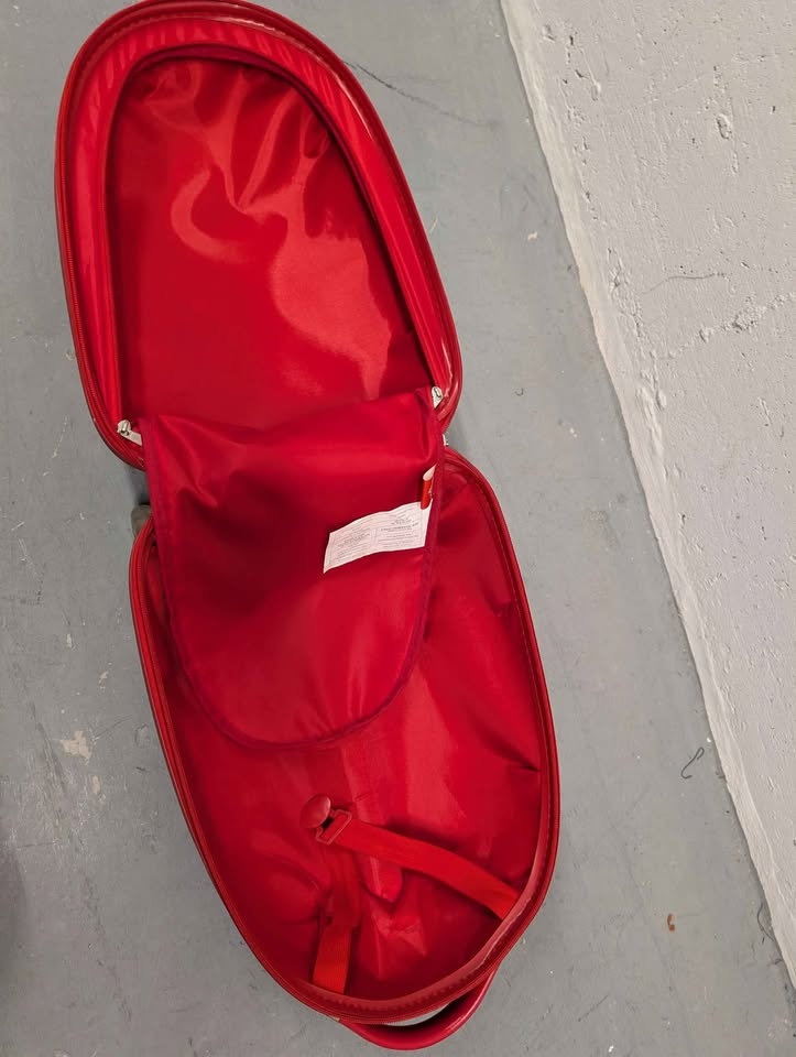 Disney Cars Lightning McQueen Kids Suitcase - photo 2