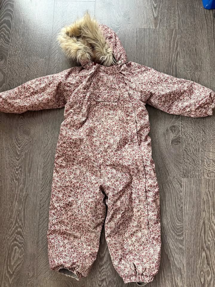 Wheat Kids Winter Snowsuit – Size 3 (Fits Big), Excellent Condit