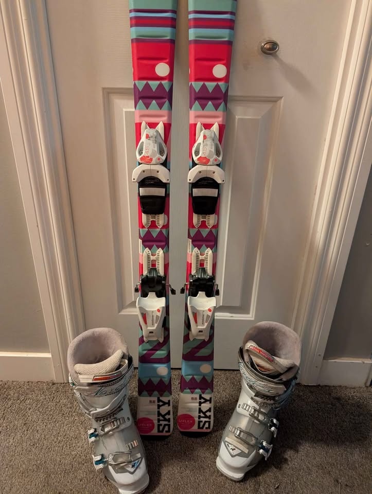 120cm kids skis + Boots