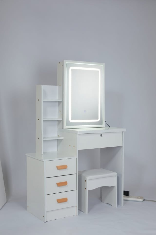 🌟✨ LED Light Vanity Table + Stool – Brand New in Box! 🌟 - photo 3