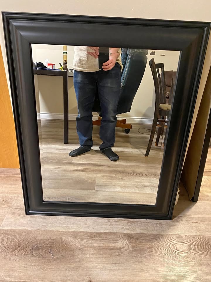 🖤 Black Framed Wall Mirror – Medium/Large – Excellent (2)