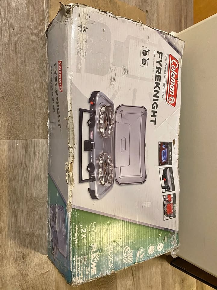Coleman HyperFlame FyreKnight 2-Burner Propane Stove