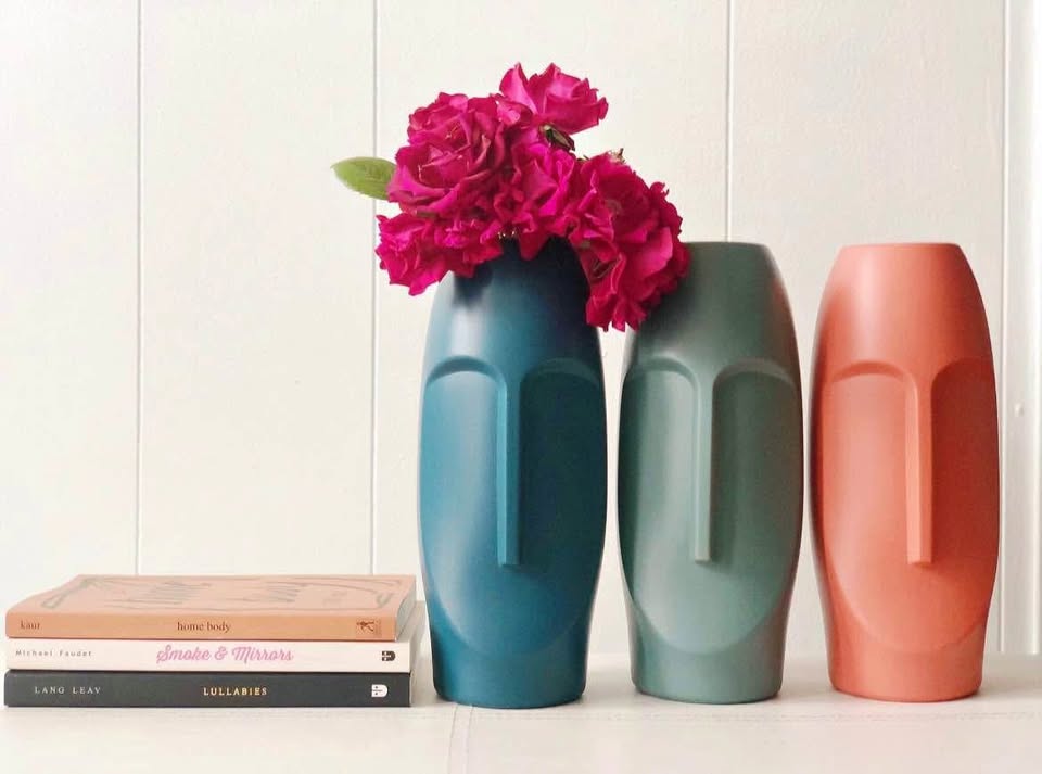 *NEW* PLASTIC face vase, dark blue SOLD