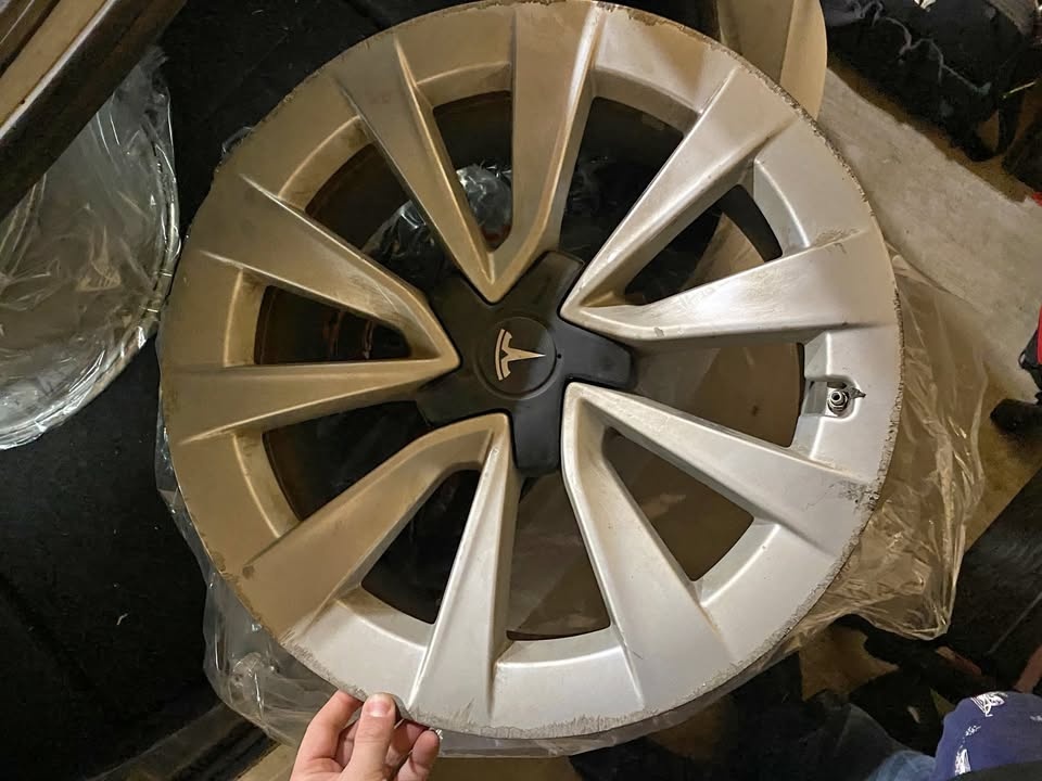 ⚡ Tesla 19” OEM Sport Rims – Set of 4