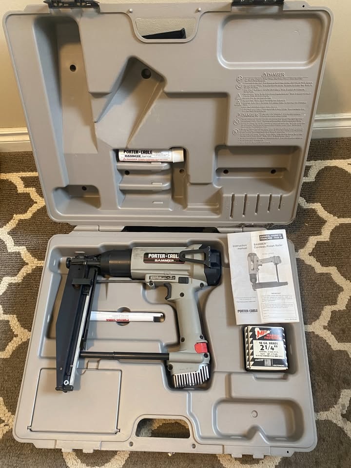 Porter-Cable BAMMER Cordless Finish Nailer – CFN250 - photo 2