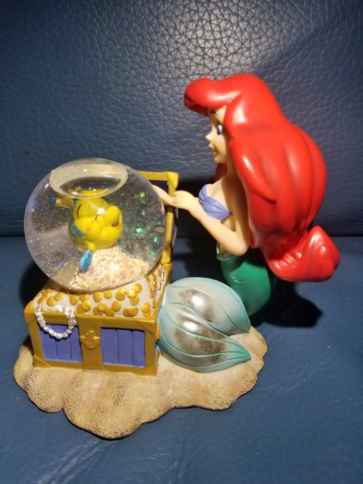 🌊 Disney Little Mermaid Snow Globe – Rare Vintage – Perfect Cond