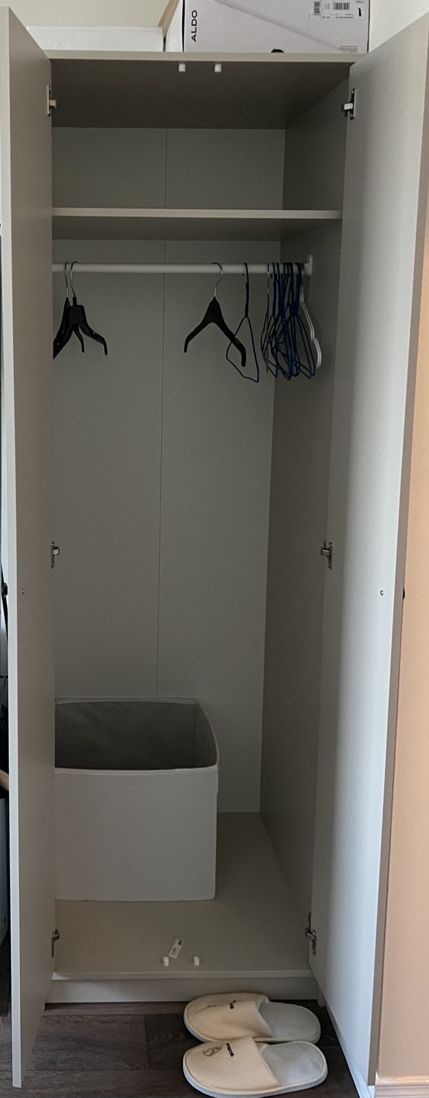 IKEA Closet / Wardrobe Storage !!Great for Bedroom - photo 5