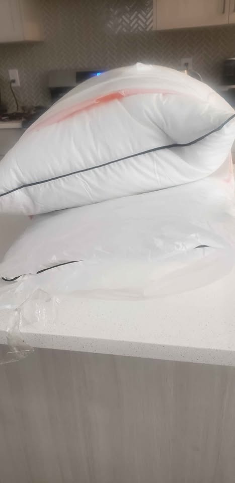 New Comfy Luxury Pillow - White - photo 2