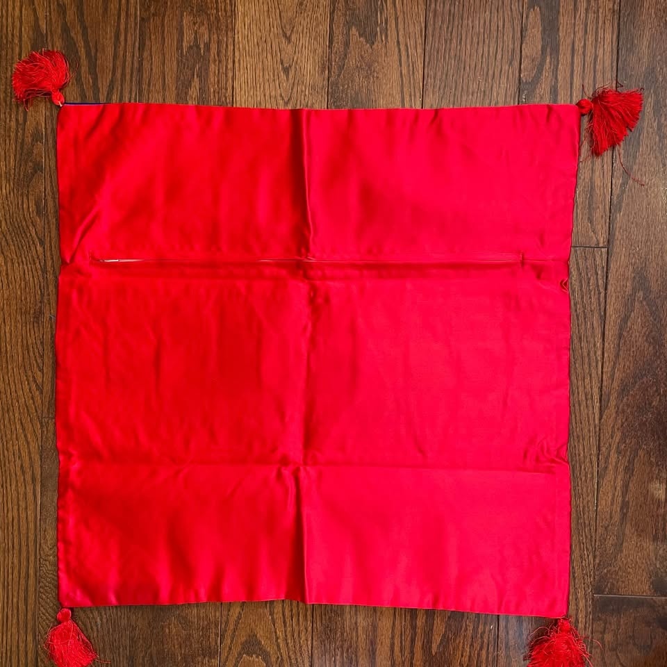 Set of 2🇰🇷Korean Cushion Covers (55×55cm) – Red & Royal Blue - photo 4