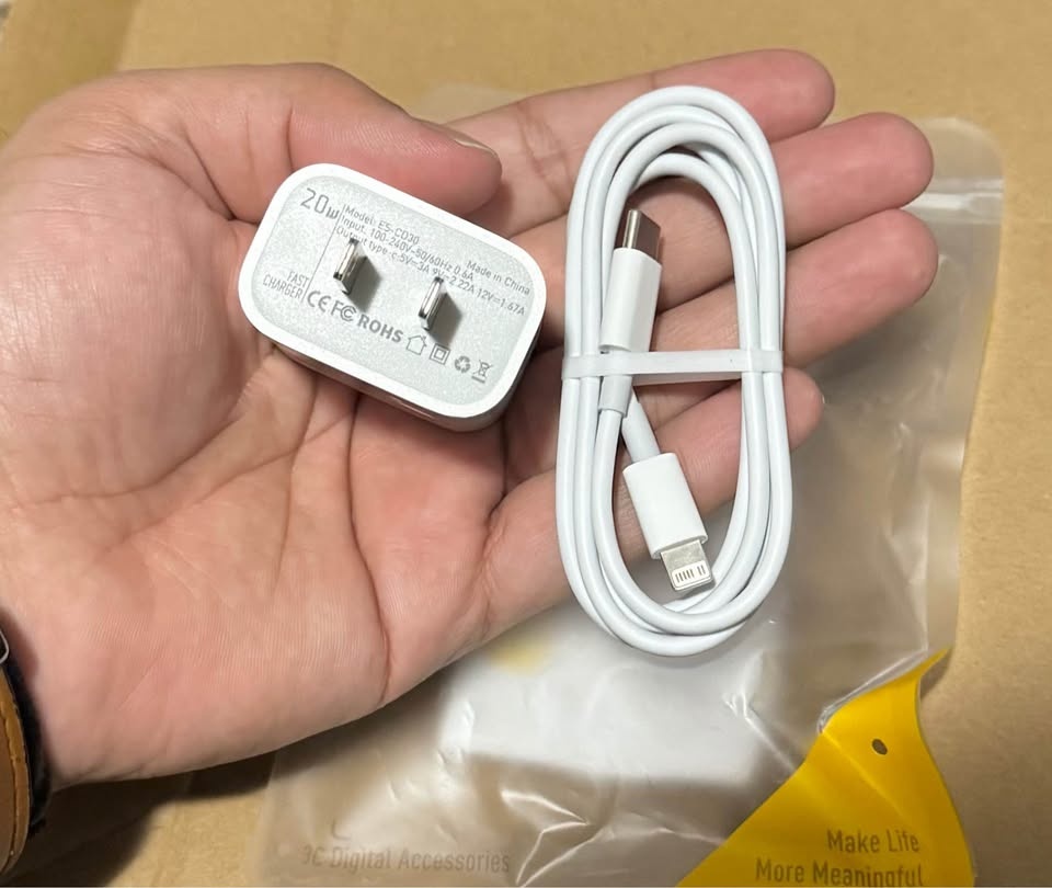 Fast Charger for iPhone X to 14 series *NEW* with cable - photo 2
