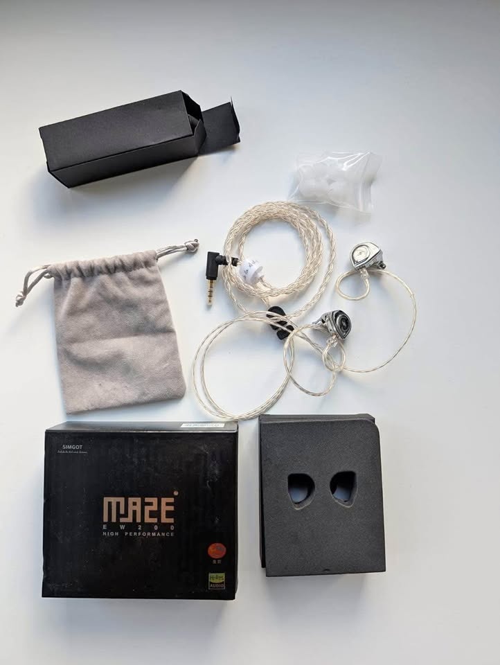 Simgot EW200 IEM