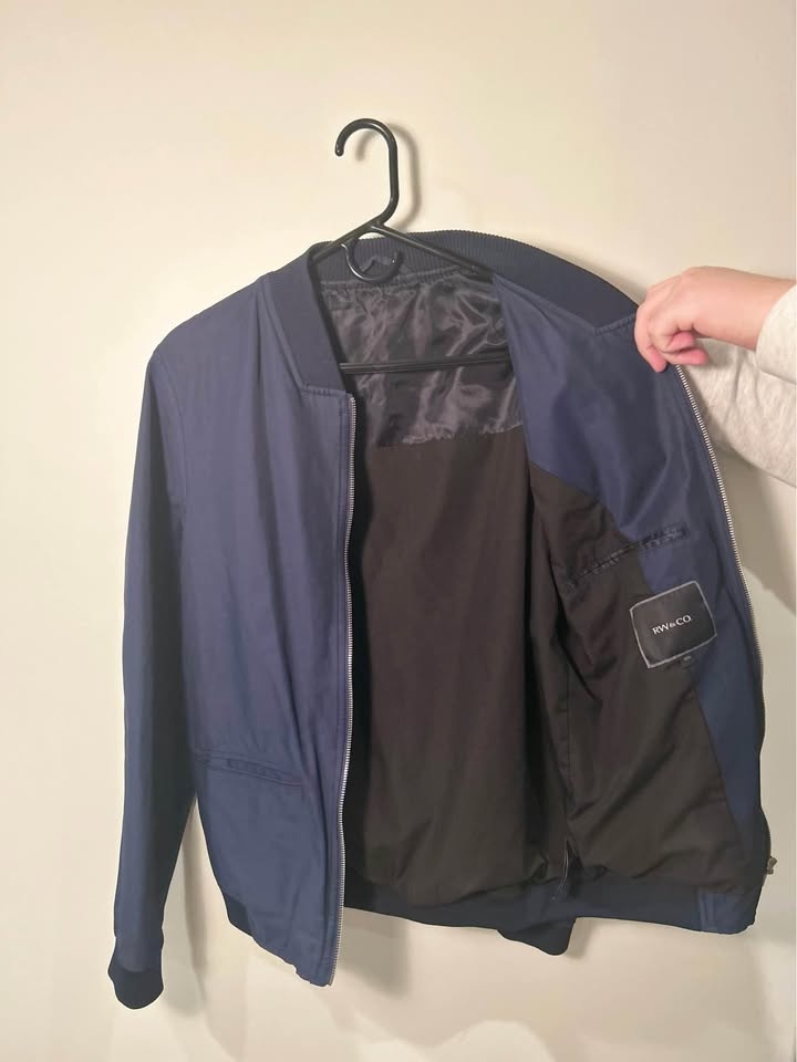 RW&Co & Hollister Bomber Jackets - photo 3
