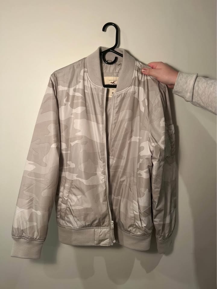 RW&Co & Hollister Bomber Jackets - photo 5