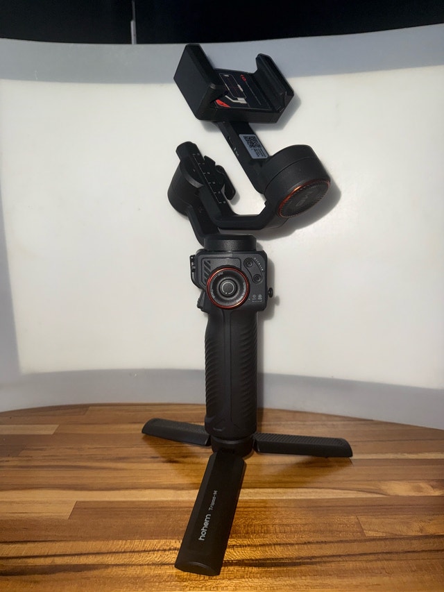 Hohem iSteady M6 Gimbal - photo 2