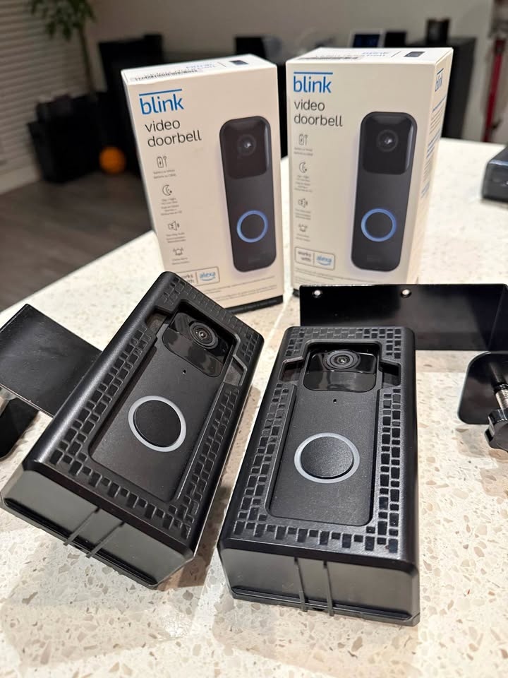 Blink Video Doorbell (with Door Mount)