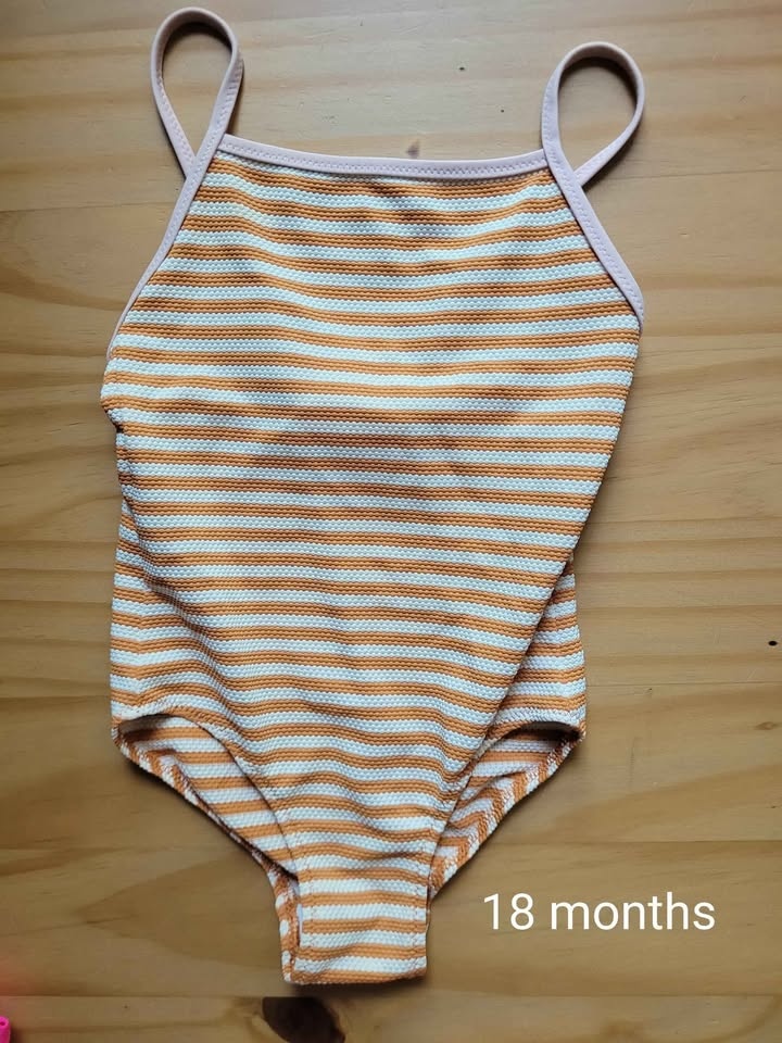 18 months girl swimsuit - photo 2