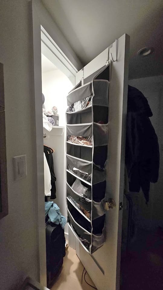 Over door closet organizer