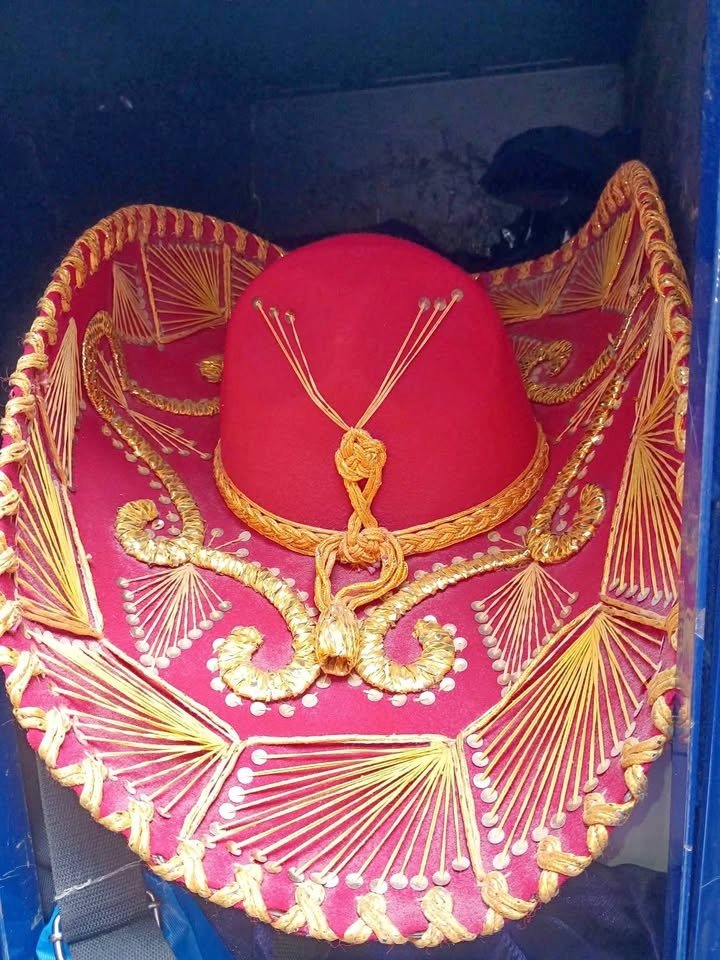Antique Mexican sambrero ,Hecho Made in Mexico Sombrero