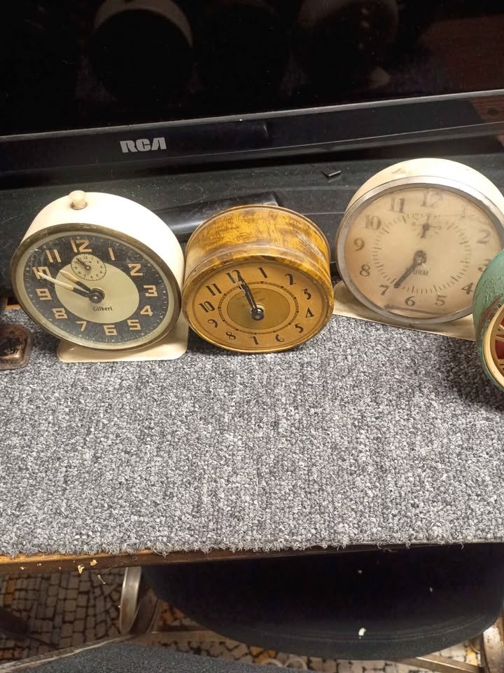 Metal Vintage clock's - photo 2