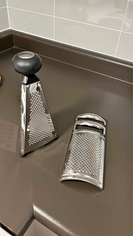 3 sided grater + flat grater