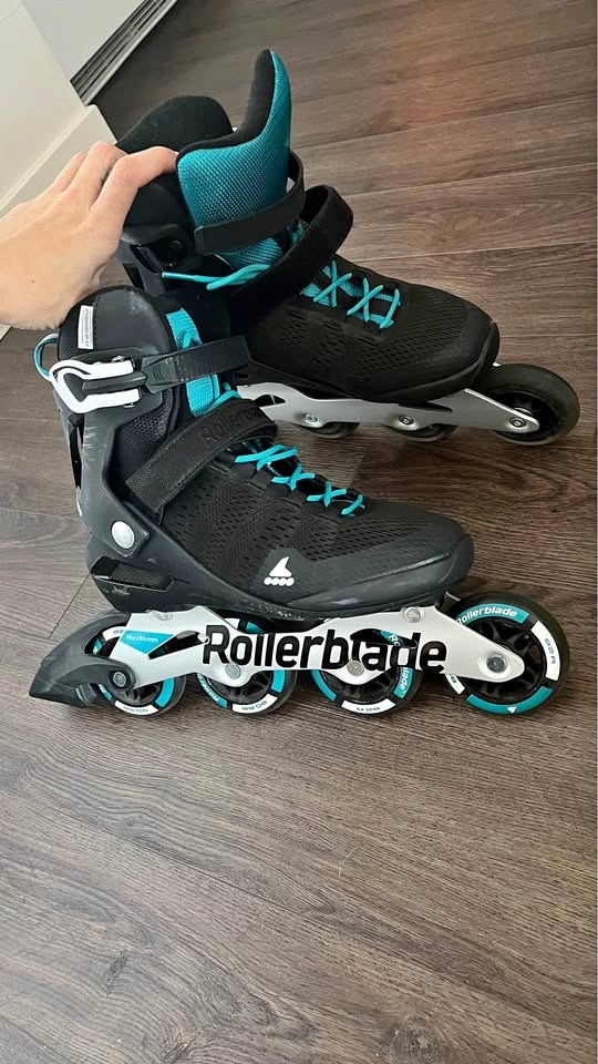 Spark 80 inline rollerblades 8.5W