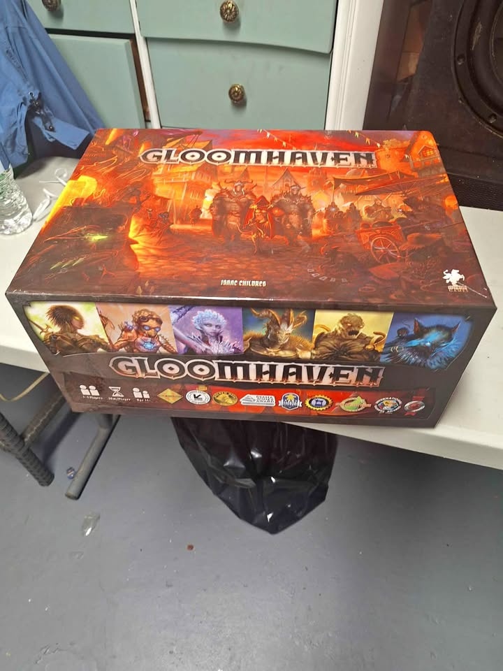 Gloomhaven Fantasy Board Game (Open)