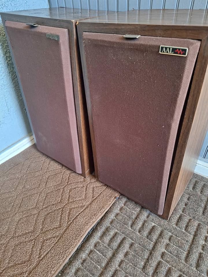 AAL Studio Series Stereo Speakers 1972