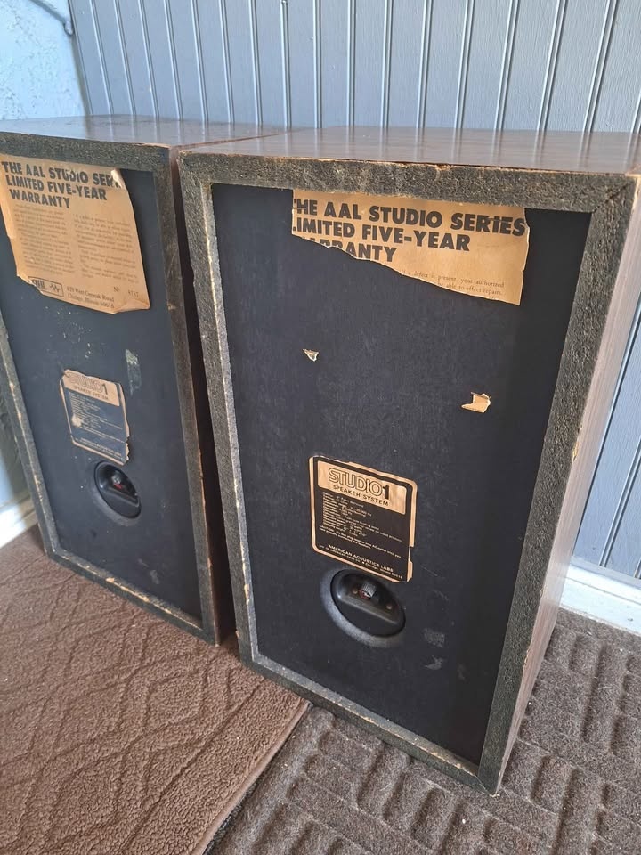 AAL Studio Series Stereo Speakers 1972 - photo 3