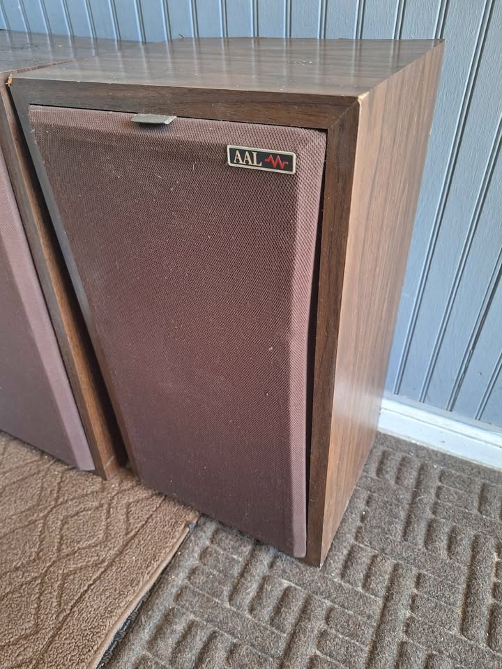 AAL Studio Series Stereo Speakers 1972 - photo 5