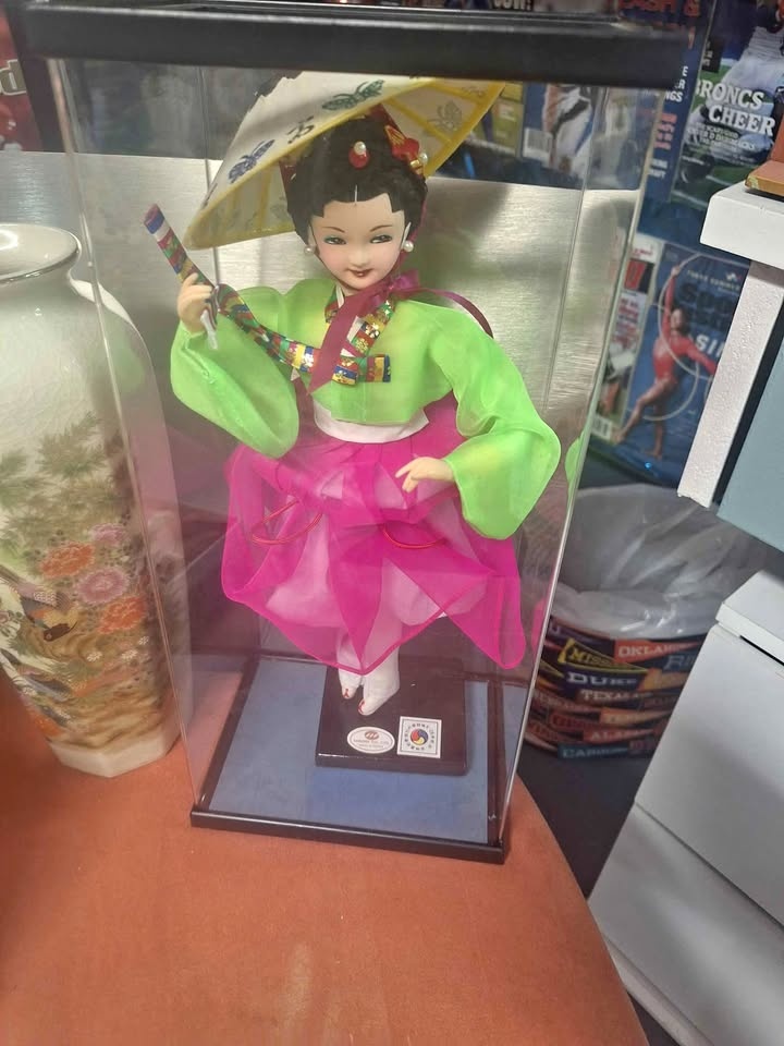 Asian Collectables