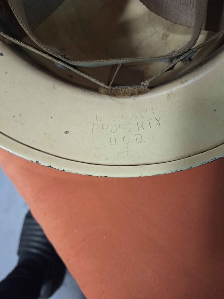 WWII O.C.D. OFFICE OF CIVIL DEFENSE METAL HELMET US GOV'T PROPER - photo 3