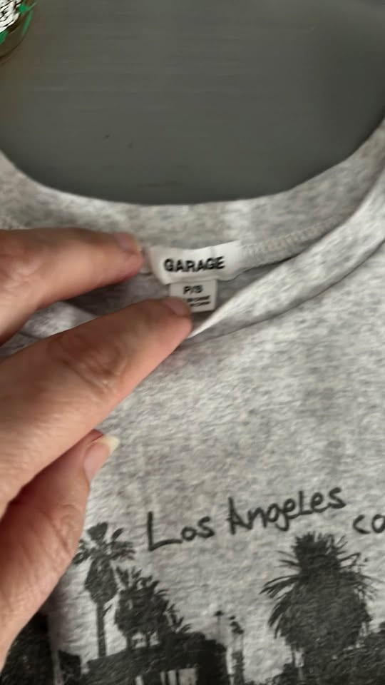 Garage shirt size small - photo 4