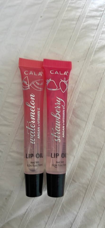 Cala lip oil( not used)