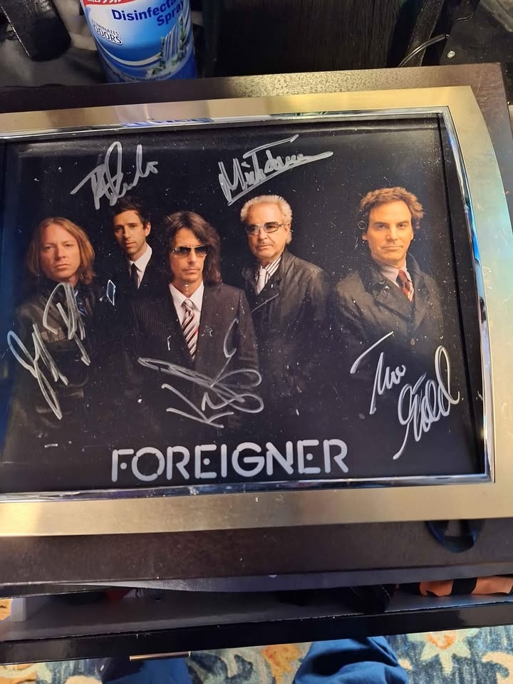 Signed Band Photos - photo 3