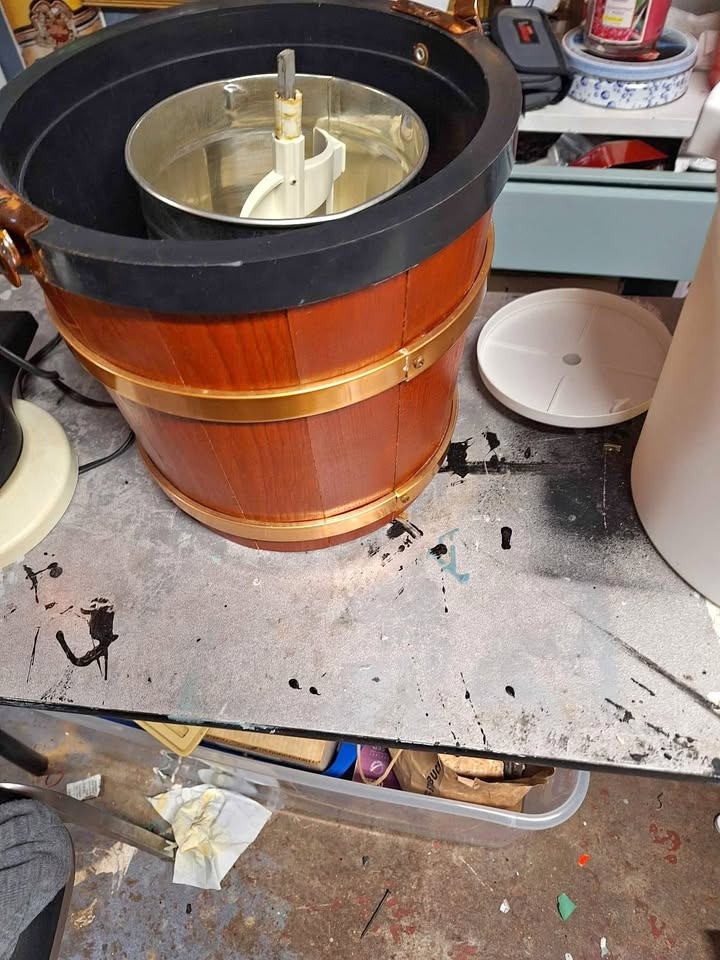 Qty2 ice cream makers