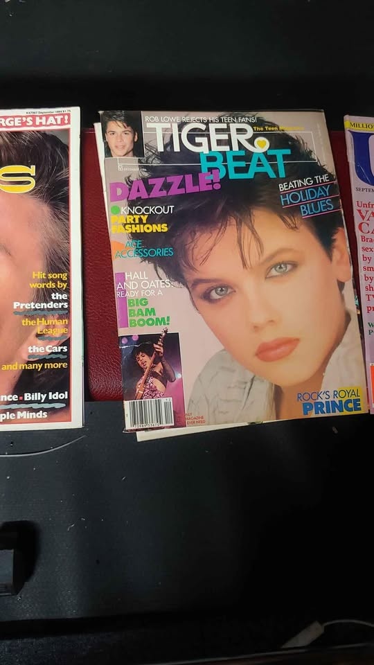 a pile of vintage mags - photo 3