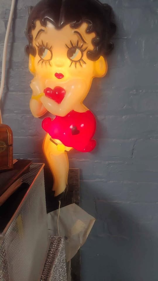 1982 Betty Boo wall lamp - photo 5