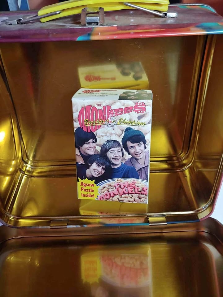 Monkeys lunch box with puzzle inside never open