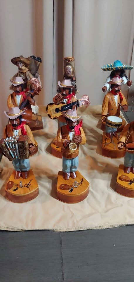 musicians of paper mache - photo 5