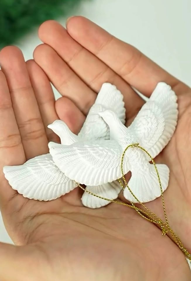 The Friendship Doves Christmas Ornaments
