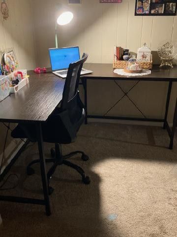 Office Desk - photo 2