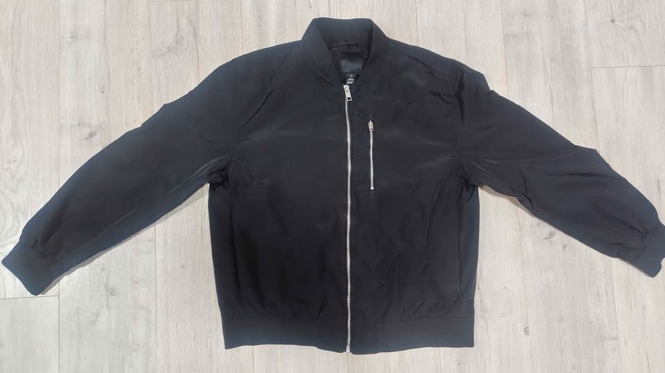 Men's clothing bundle - 4 items( 2 bomber jackets) Large - photo 2