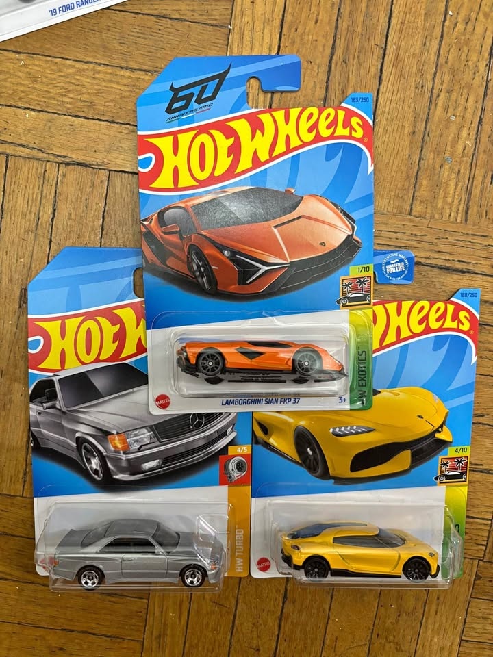 HotWheels Exotic Car Set