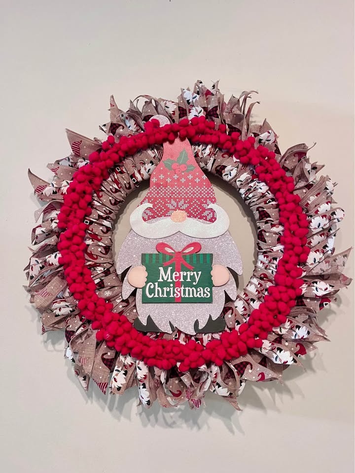 Newly handcrafted Wreath - Christmas Decoration - photo 2