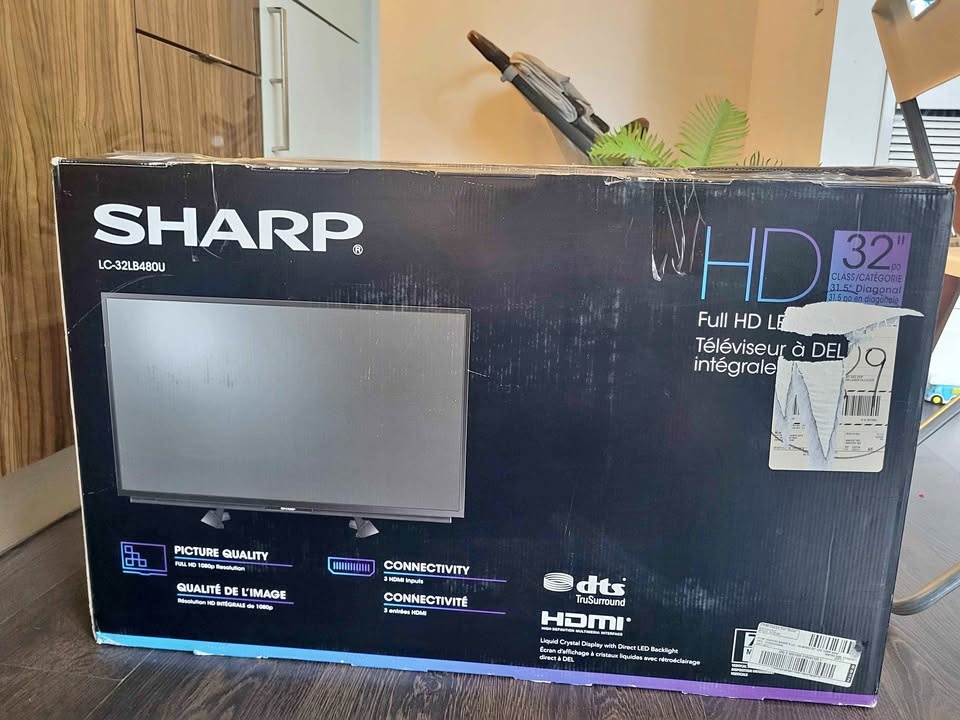 32inch HD TV (sharp)