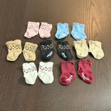 Gap Baby 7 Toddler Ruffle Quarter Crew Socks - Size 0-6M - photo 2
